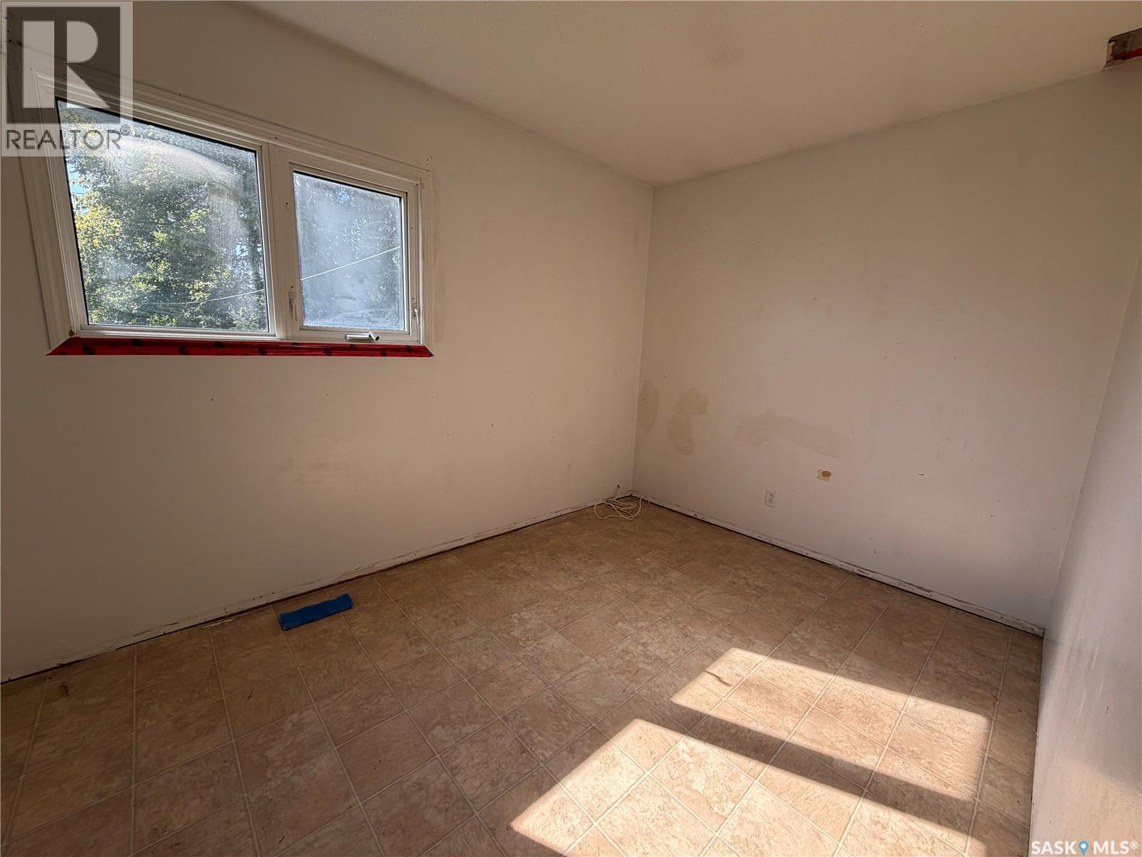 3347 3rd Avenue E Property Photo 11