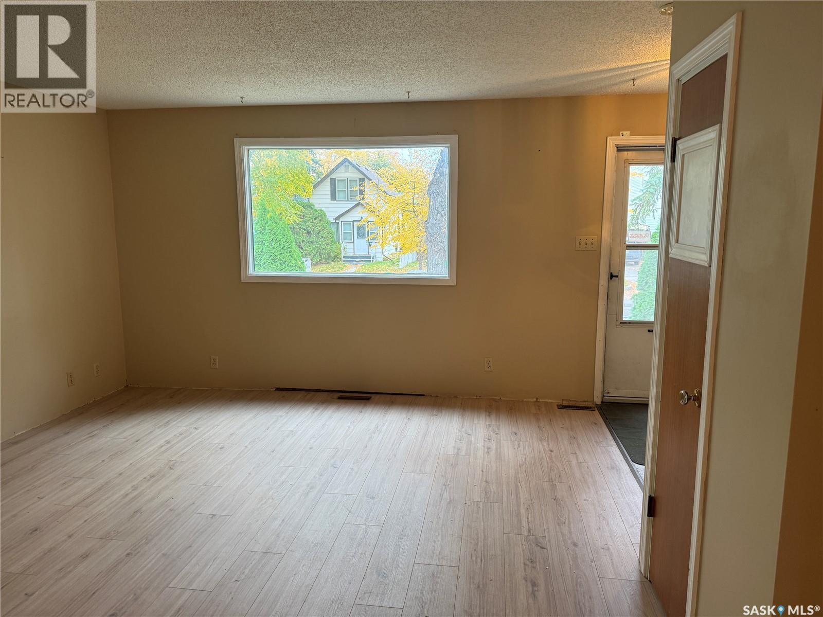 815 I Avenue S Property Photo 8
