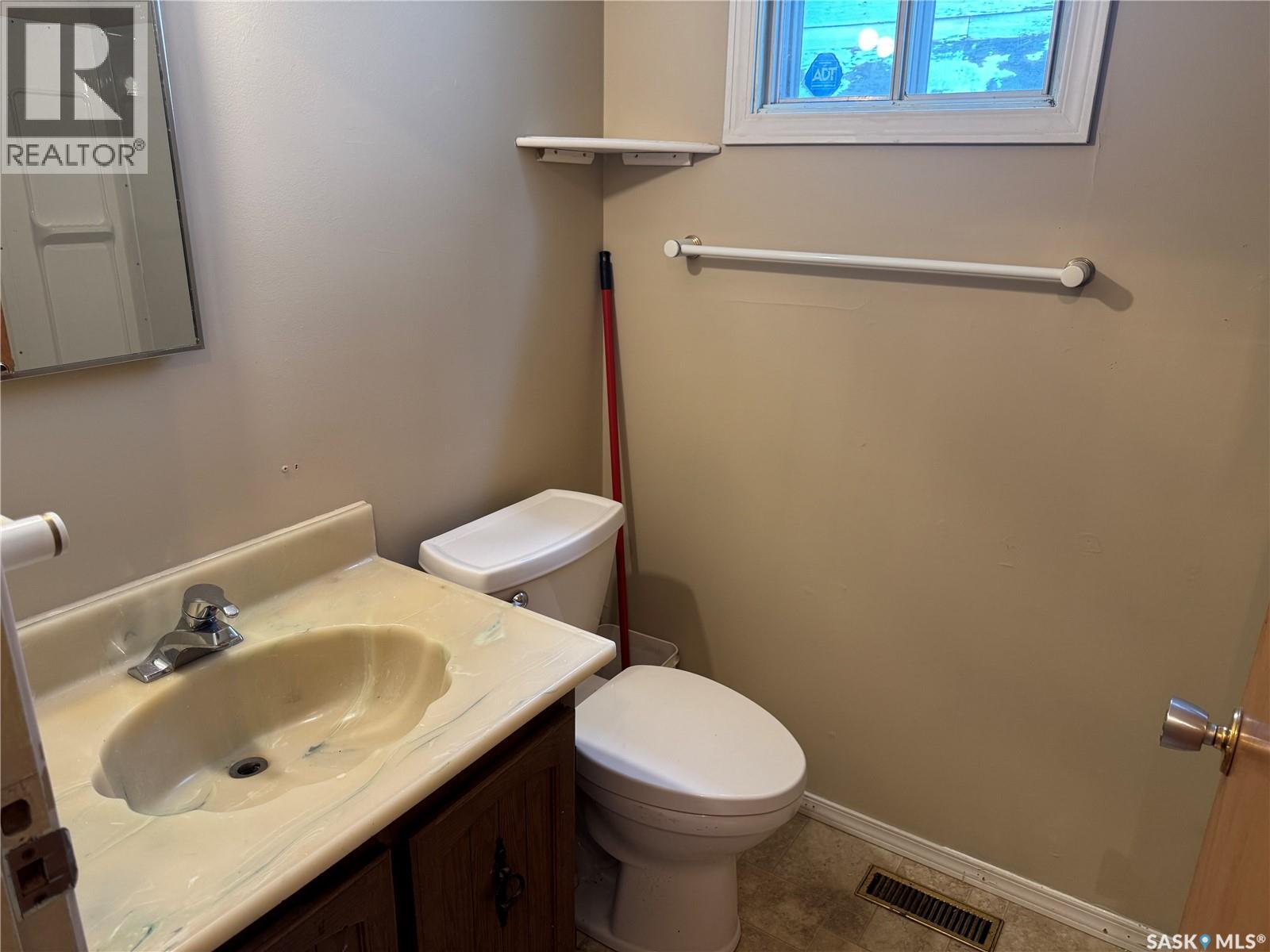 815 I Avenue S Property Photo 18