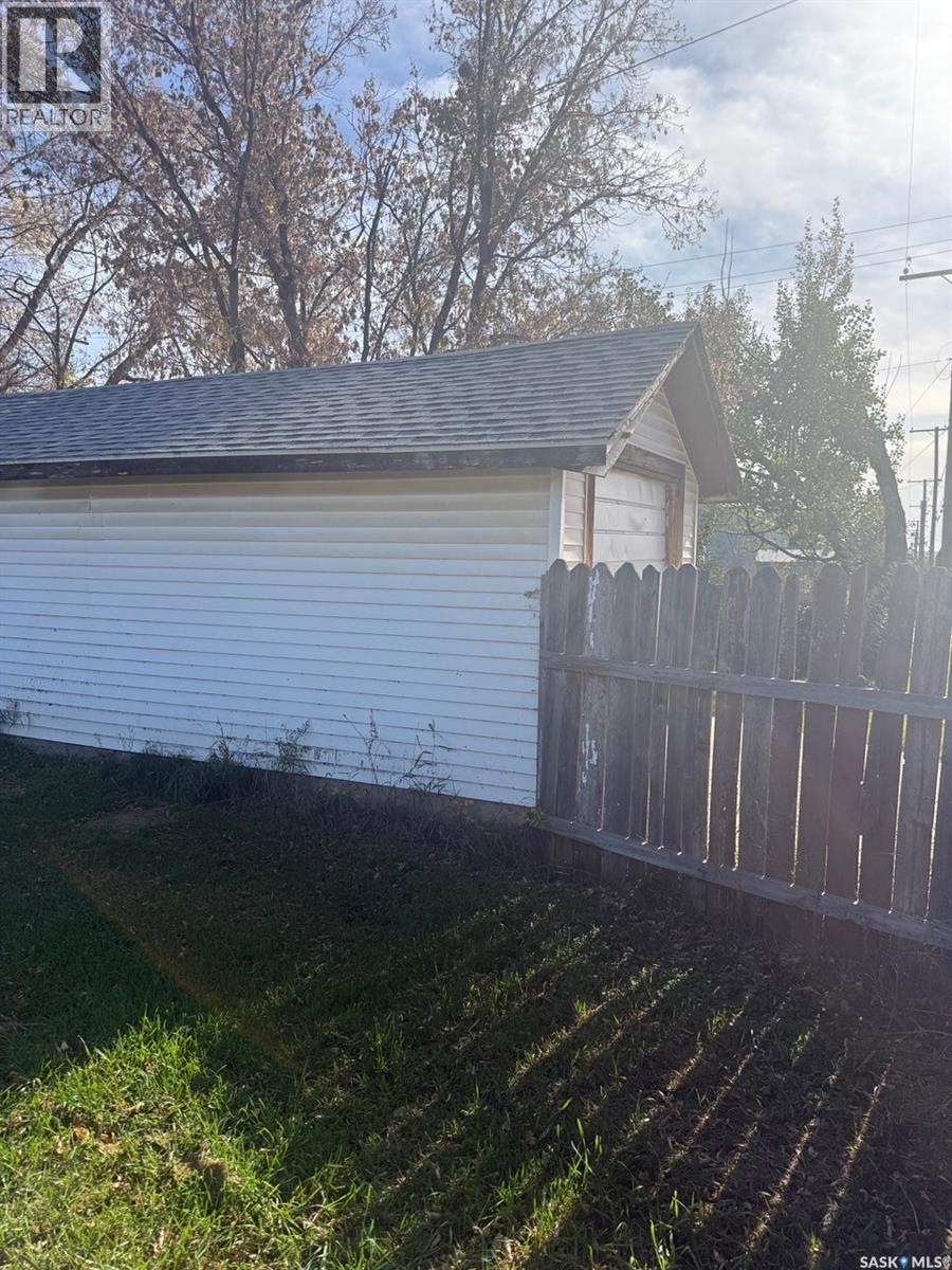 811 109th Street Property Photo 12