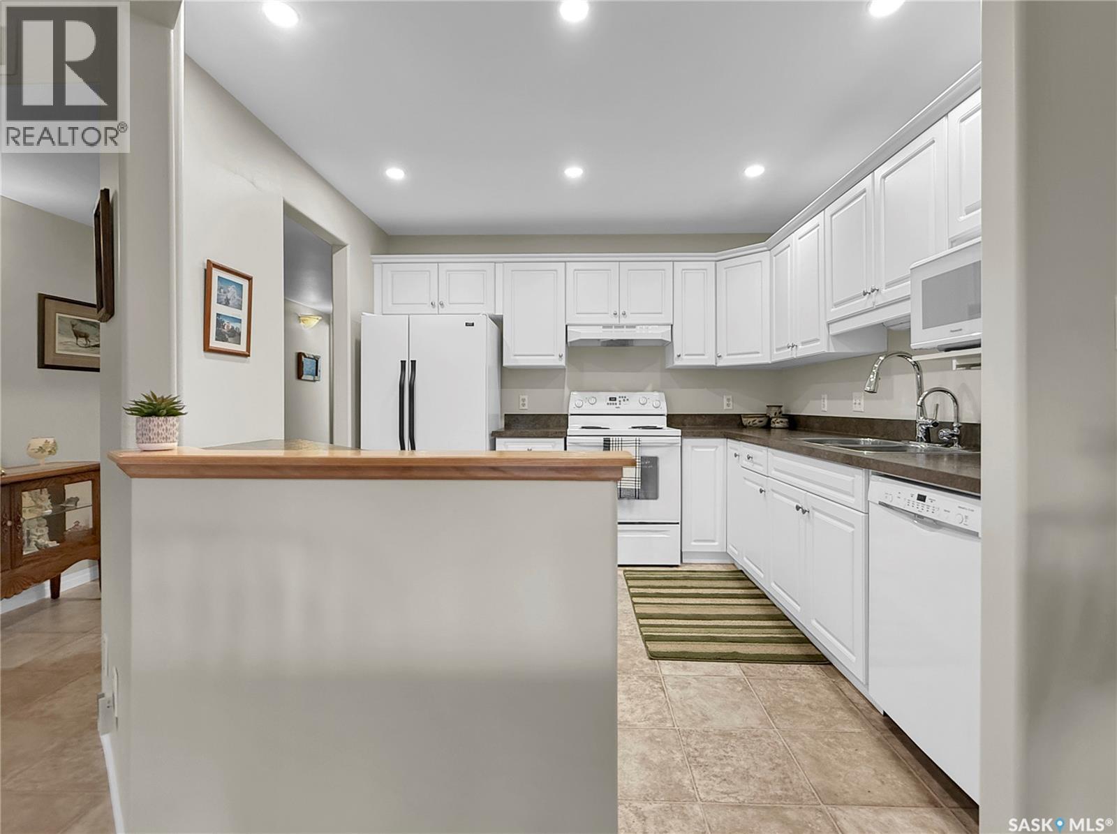 110 331 Macoun Drive Property Photo 11