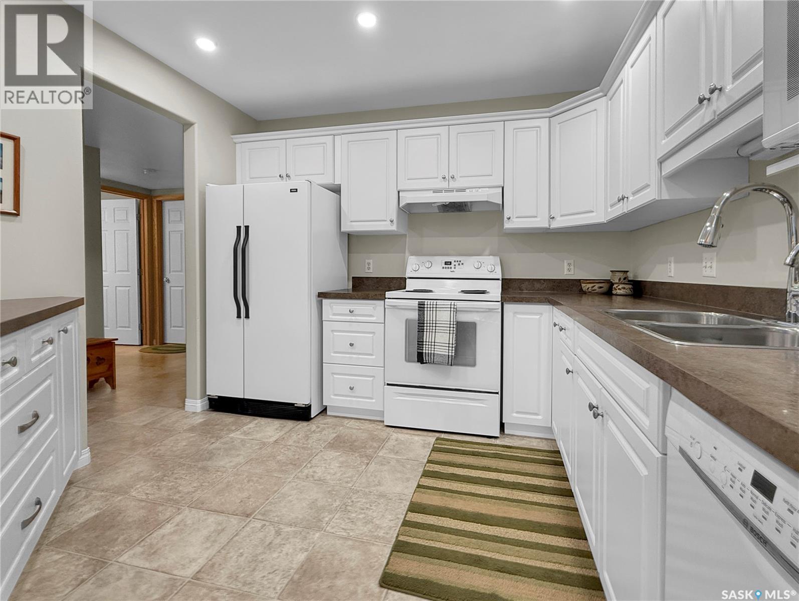 110 331 Macoun Drive Property Photo 13