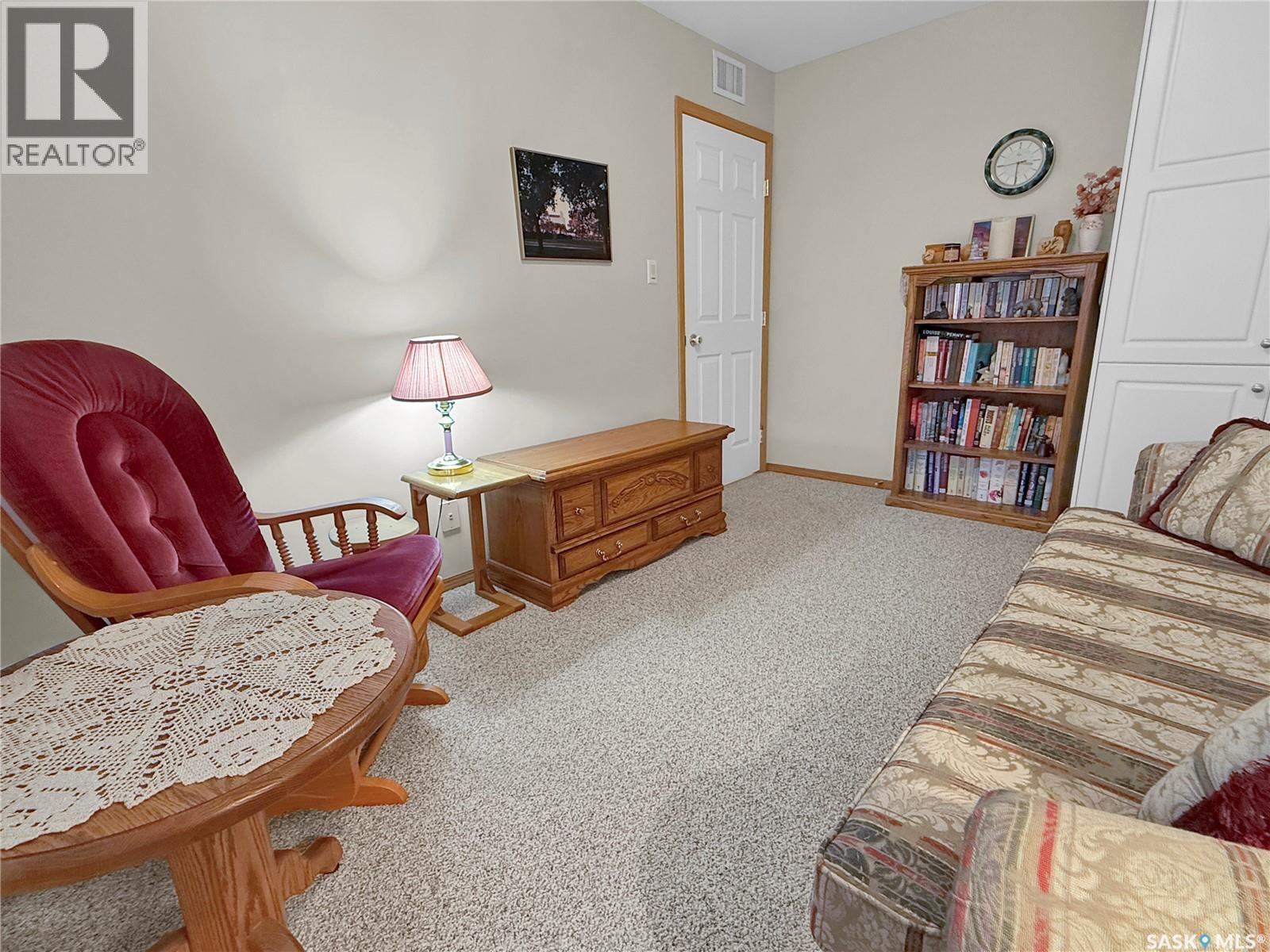 110 331 Macoun Drive Property Photo 14