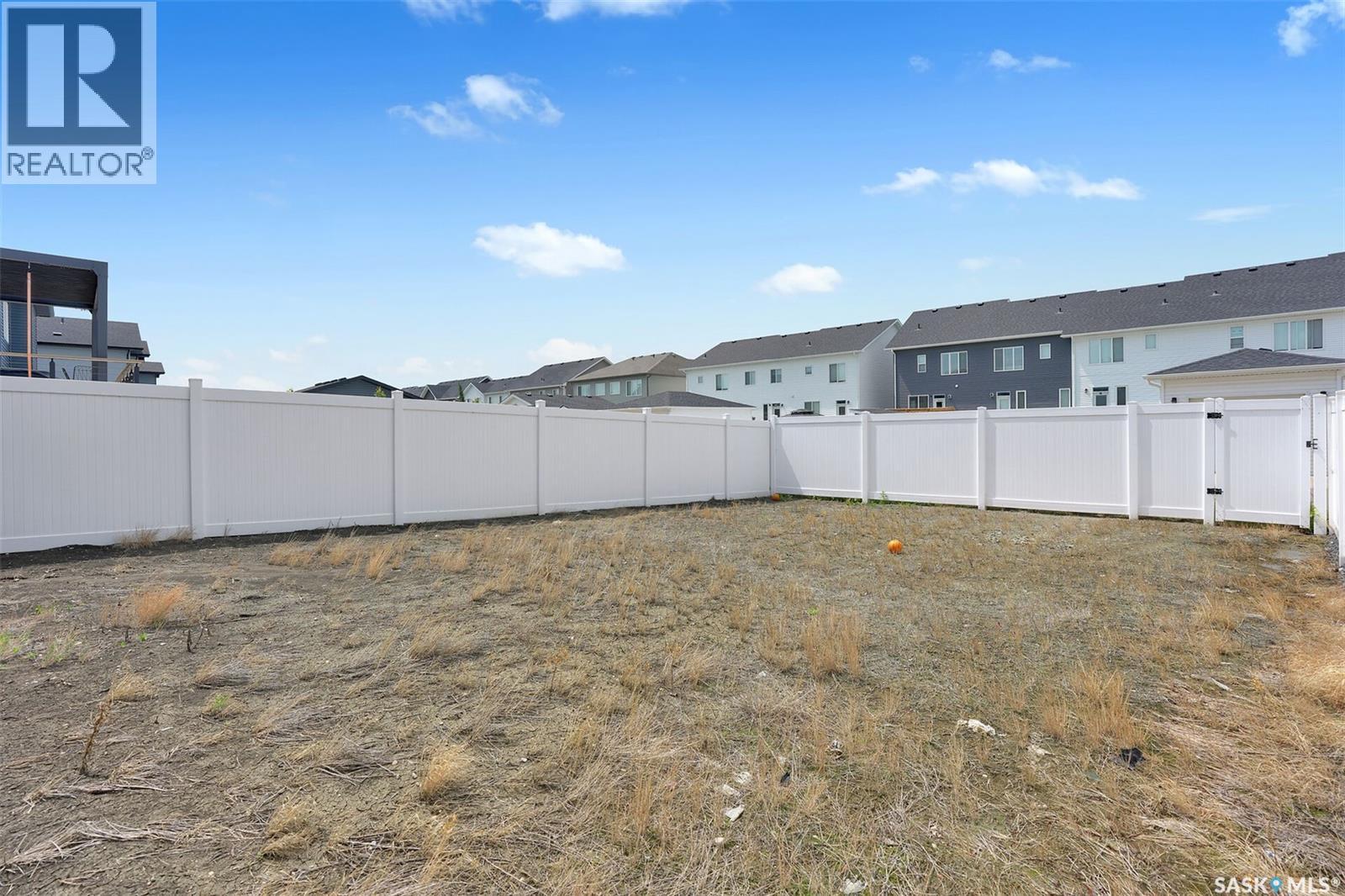 3204 Crosbie Crescent Property Photo 51
