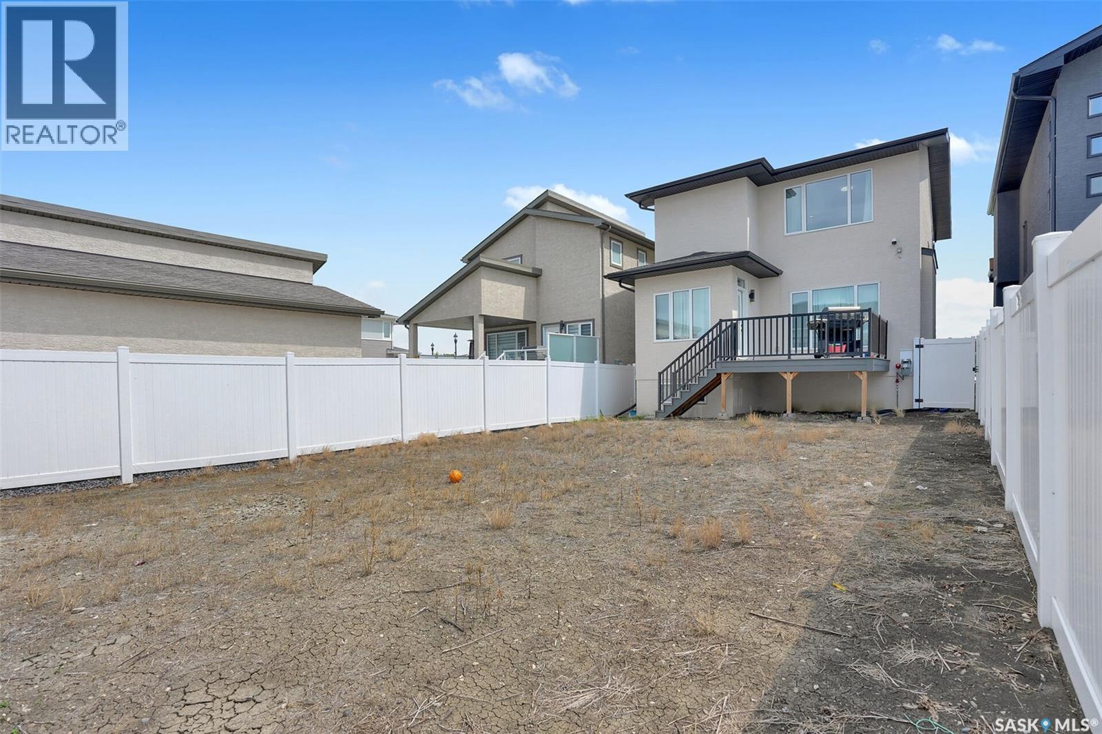 3204 Crosbie Crescent Property Photo 71
