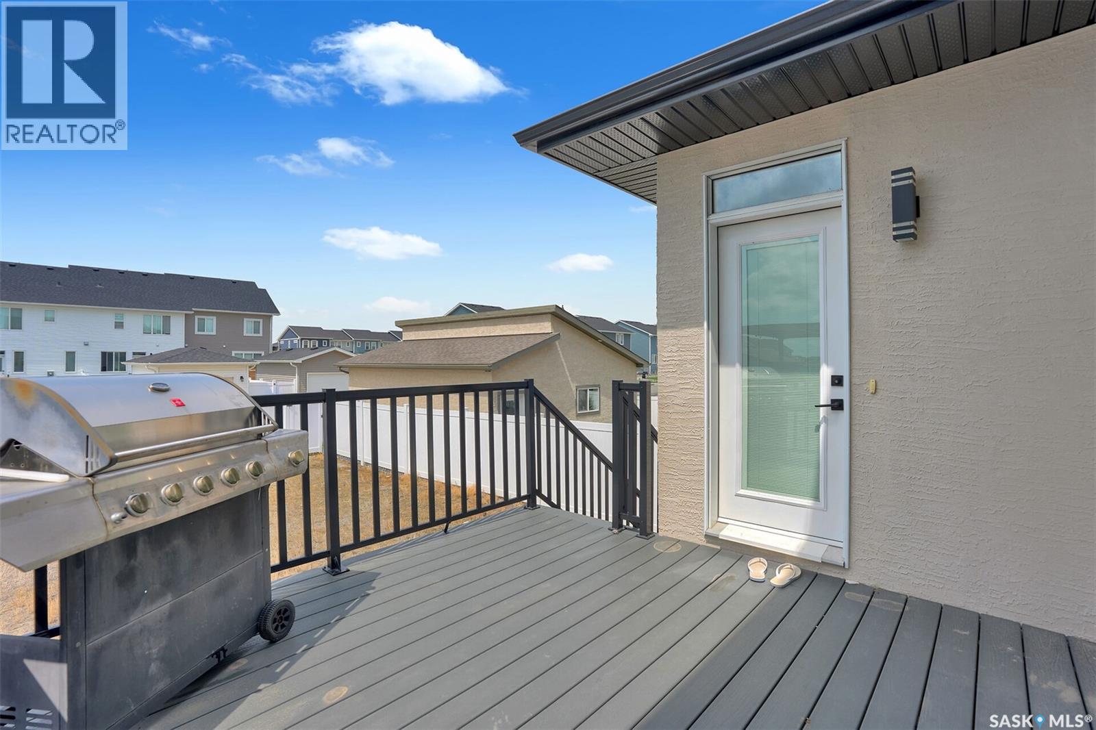 3204 Crosbie Crescent Property Photo 74