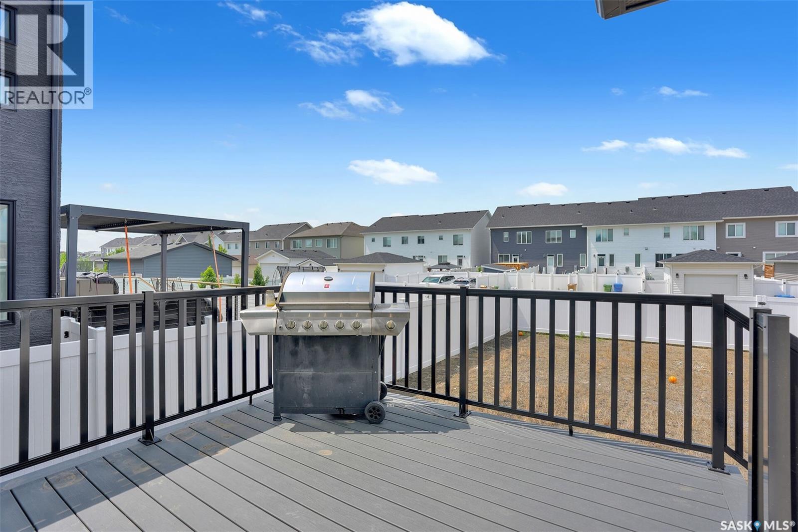 3204 Crosbie Crescent Property Photo 75