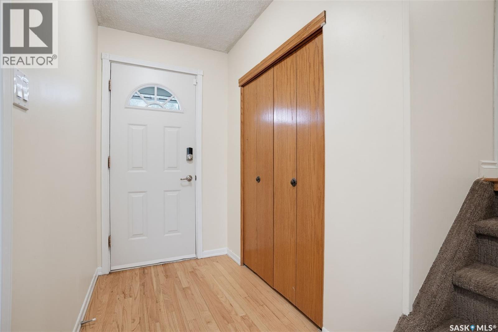 1108 Tiffin Crescent Property Photo 3