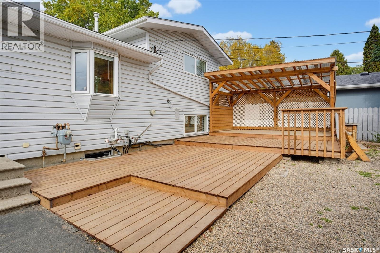 1108 Tiffin Crescent Property Photo 28
