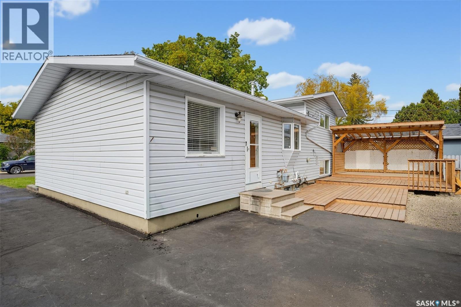 1108 Tiffin Crescent Property Photo 31