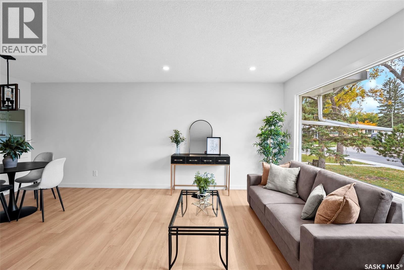 5004 1st Avenue Property Photo 1