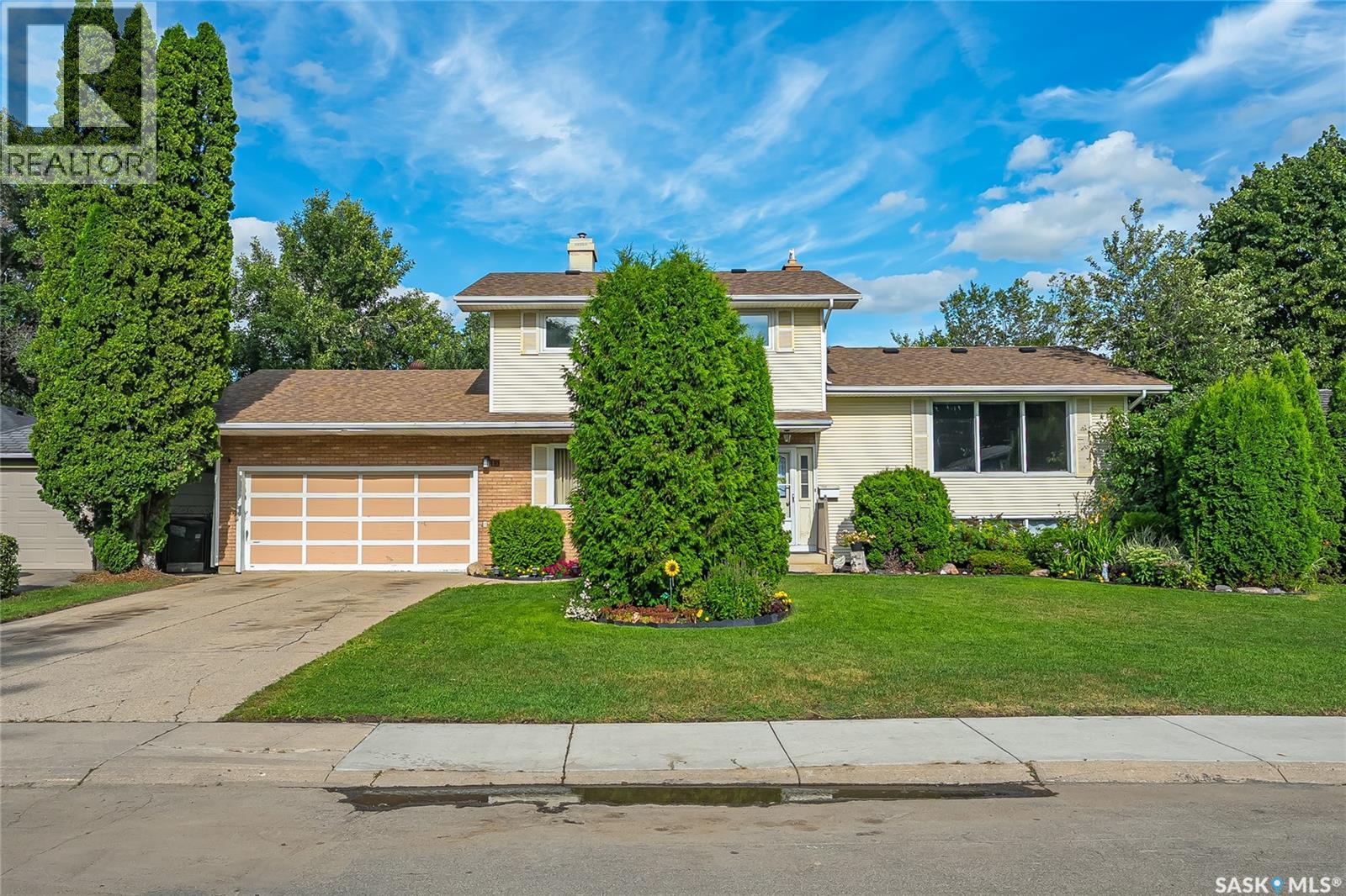15 Harvard Crescent Property Photo 3
