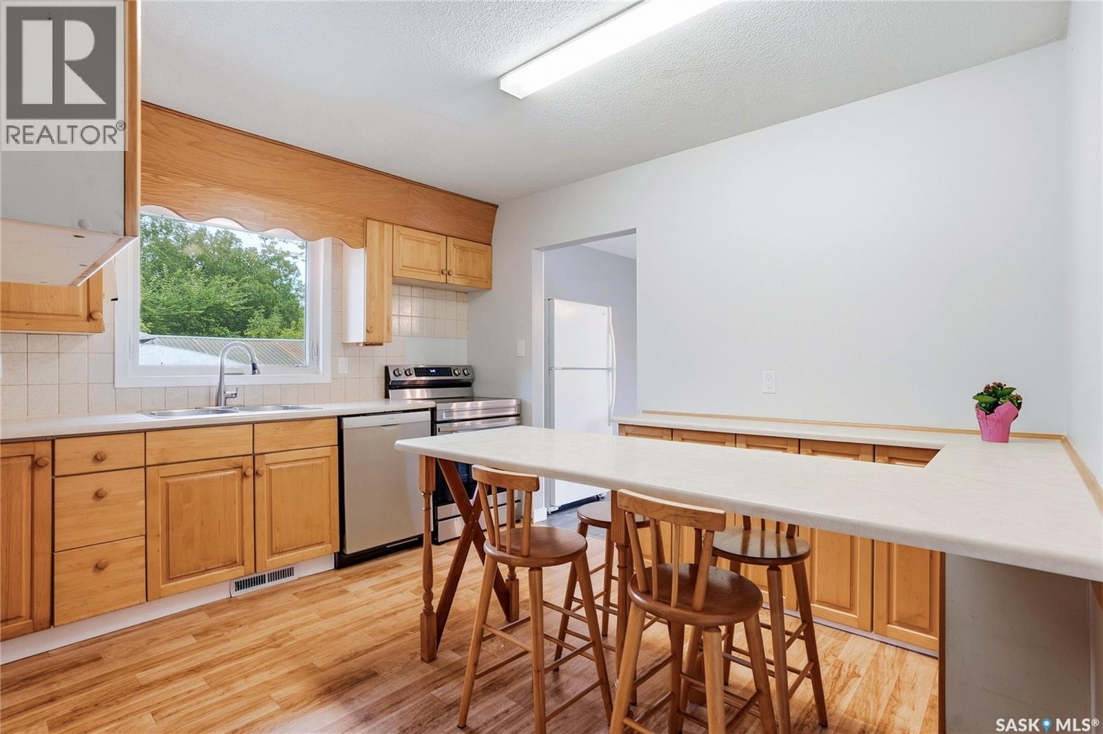 15 Harvard Crescent Property Photo 17