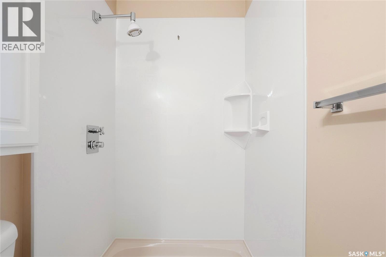 15 Harvard Crescent Property Photo 32