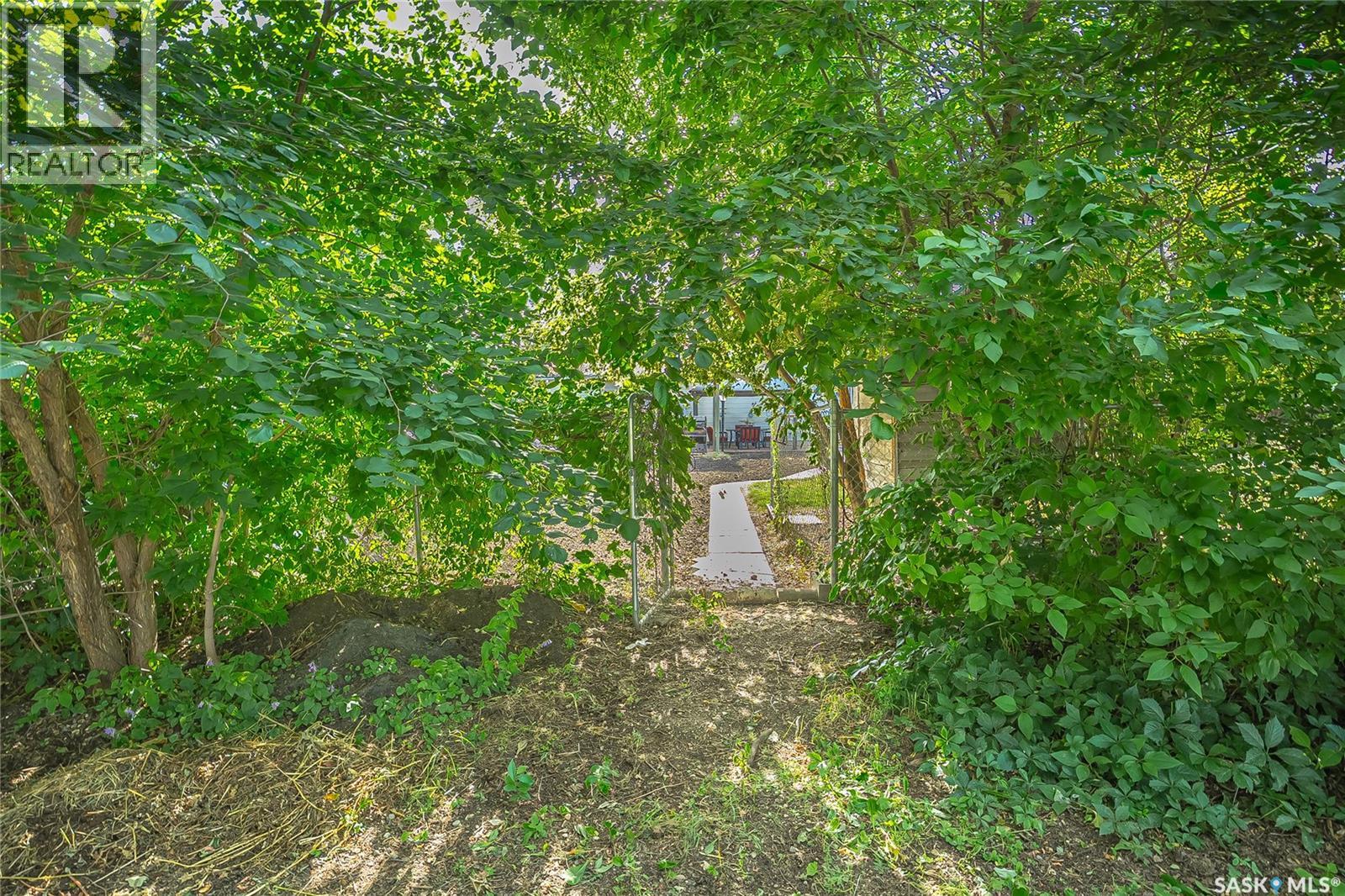 15 Harvard Crescent Property Photo 57