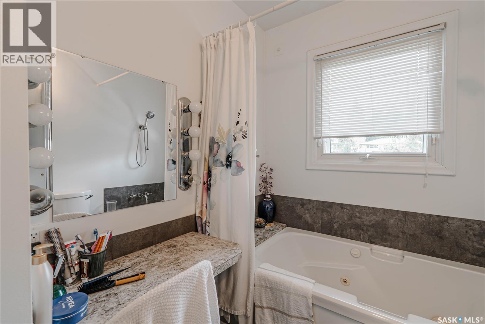 127 107th Street W Property Photo 14