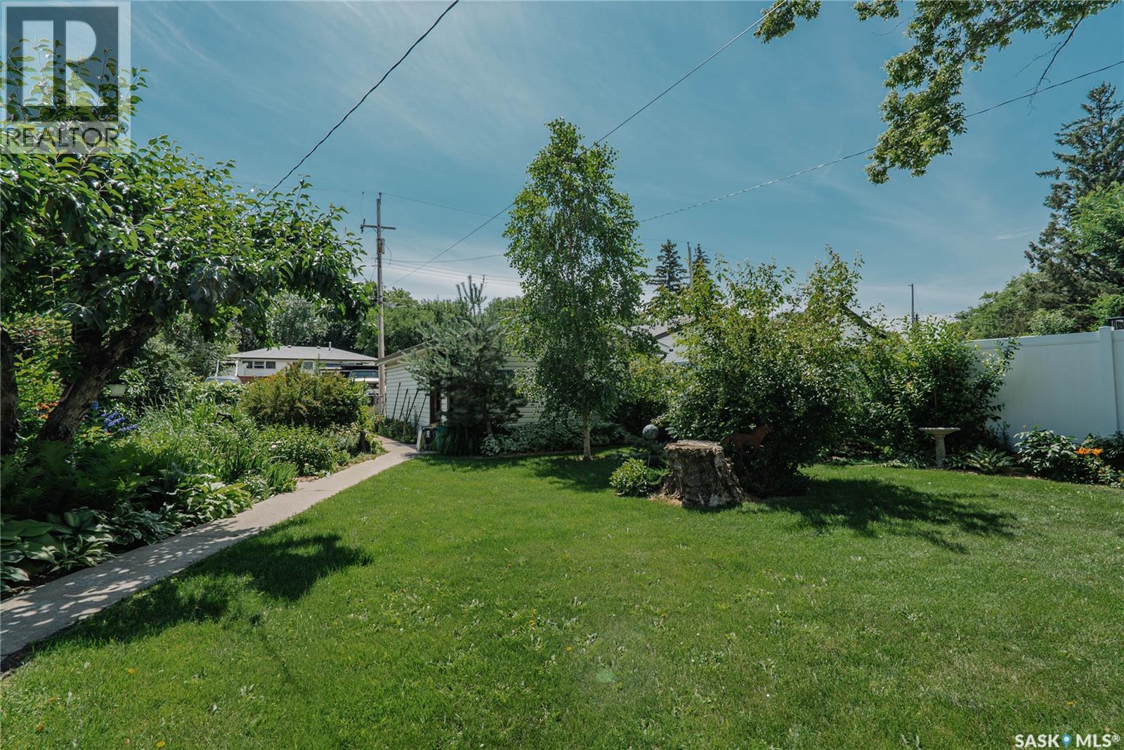 127 107th Street W Property Photo 21