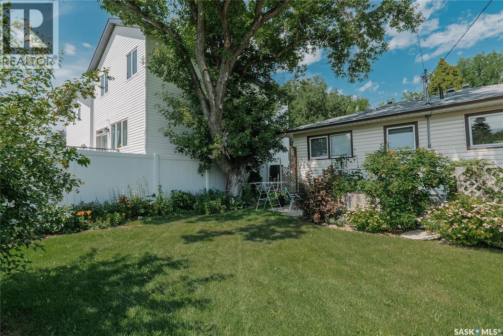 127 107th Street W Property Photo 22