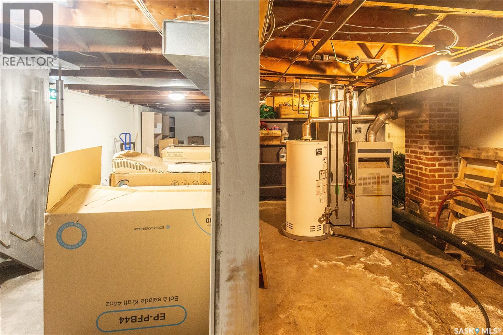 48-50 Stadacona Street W Property Photo 20