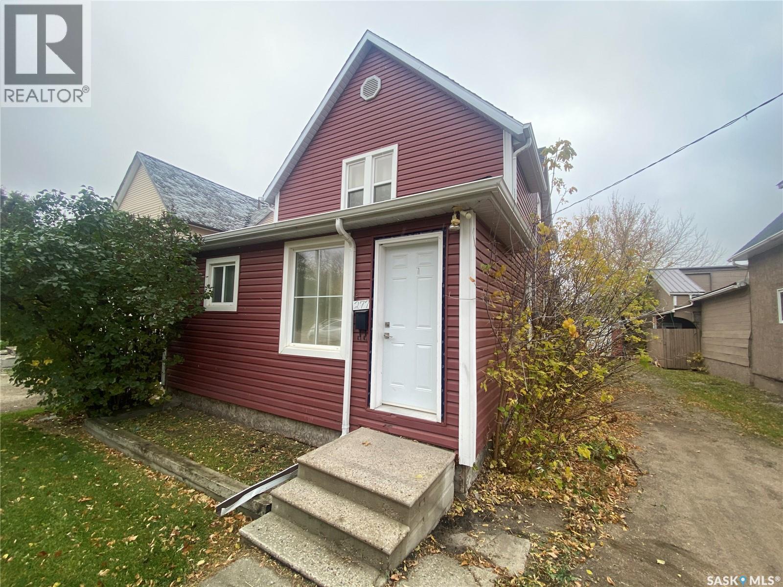 277 Fourth Avenue N Property Photo 1