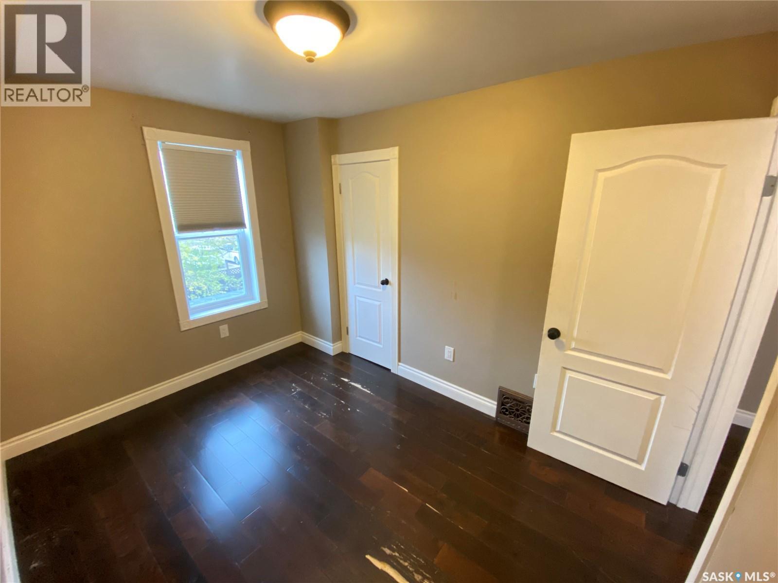 277 Fourth Avenue N Property Photo 17