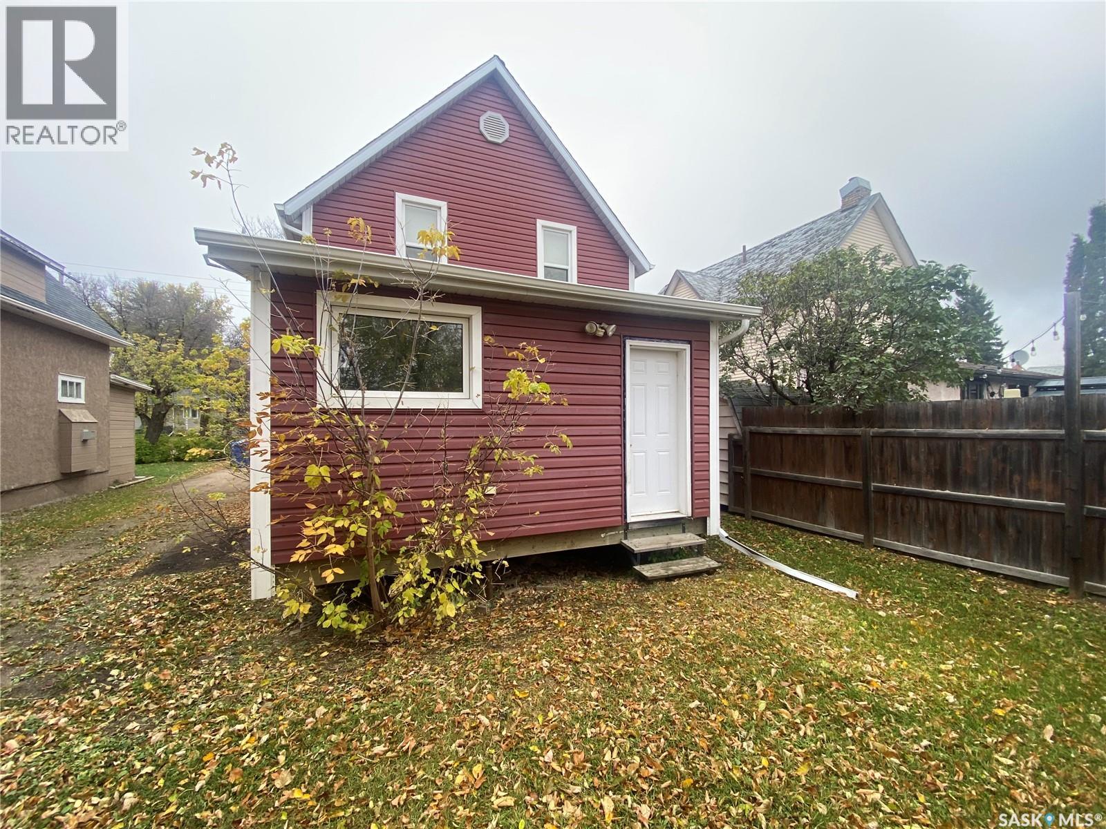 277 Fourth Avenue N Property Photo 24
