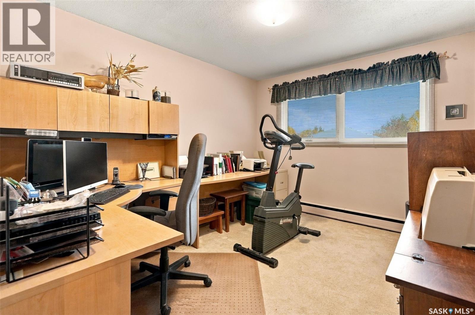 4002 Elphinstone Street Property Photo 13