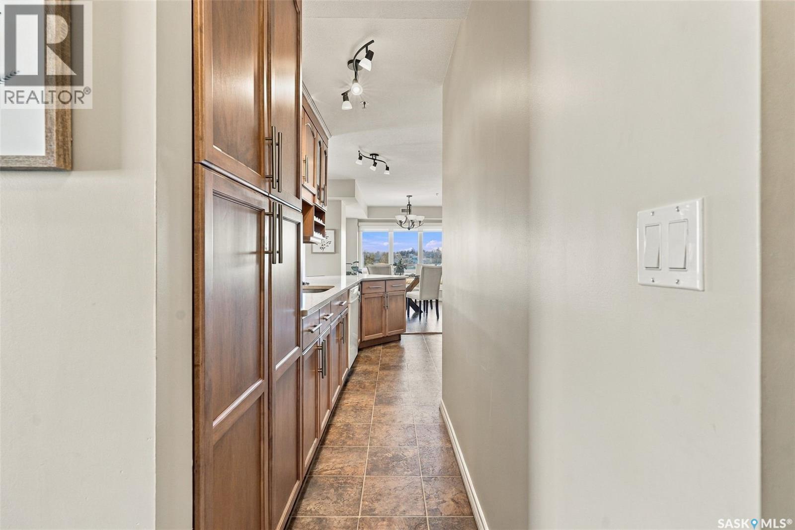 607 902 Spadina Crescent E Property Photo 15