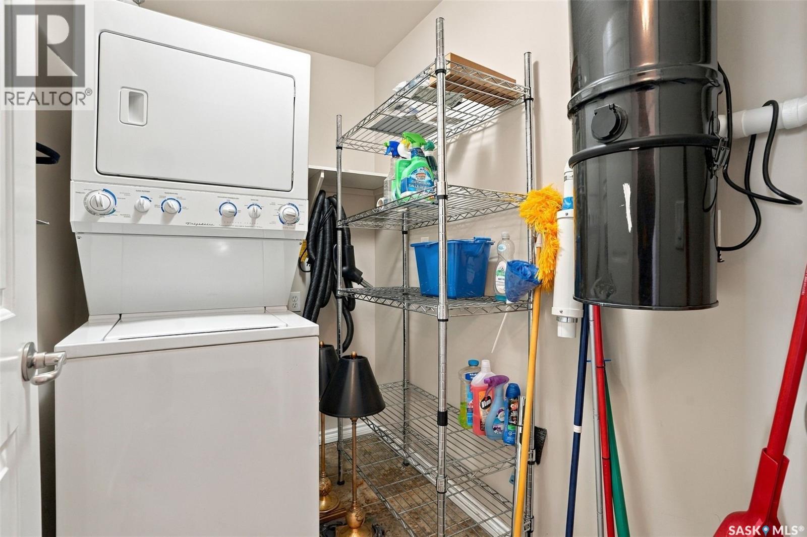 607 902 Spadina Crescent E Property Photo 24