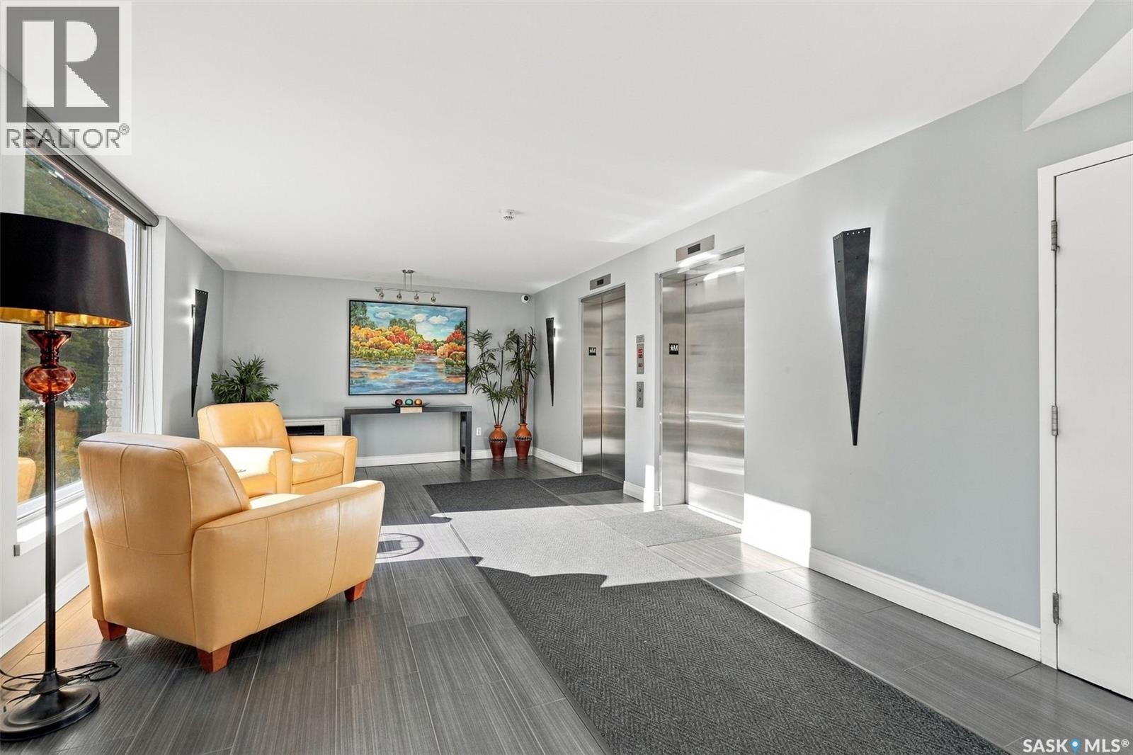 607 902 Spadina Crescent E Property Photo 27