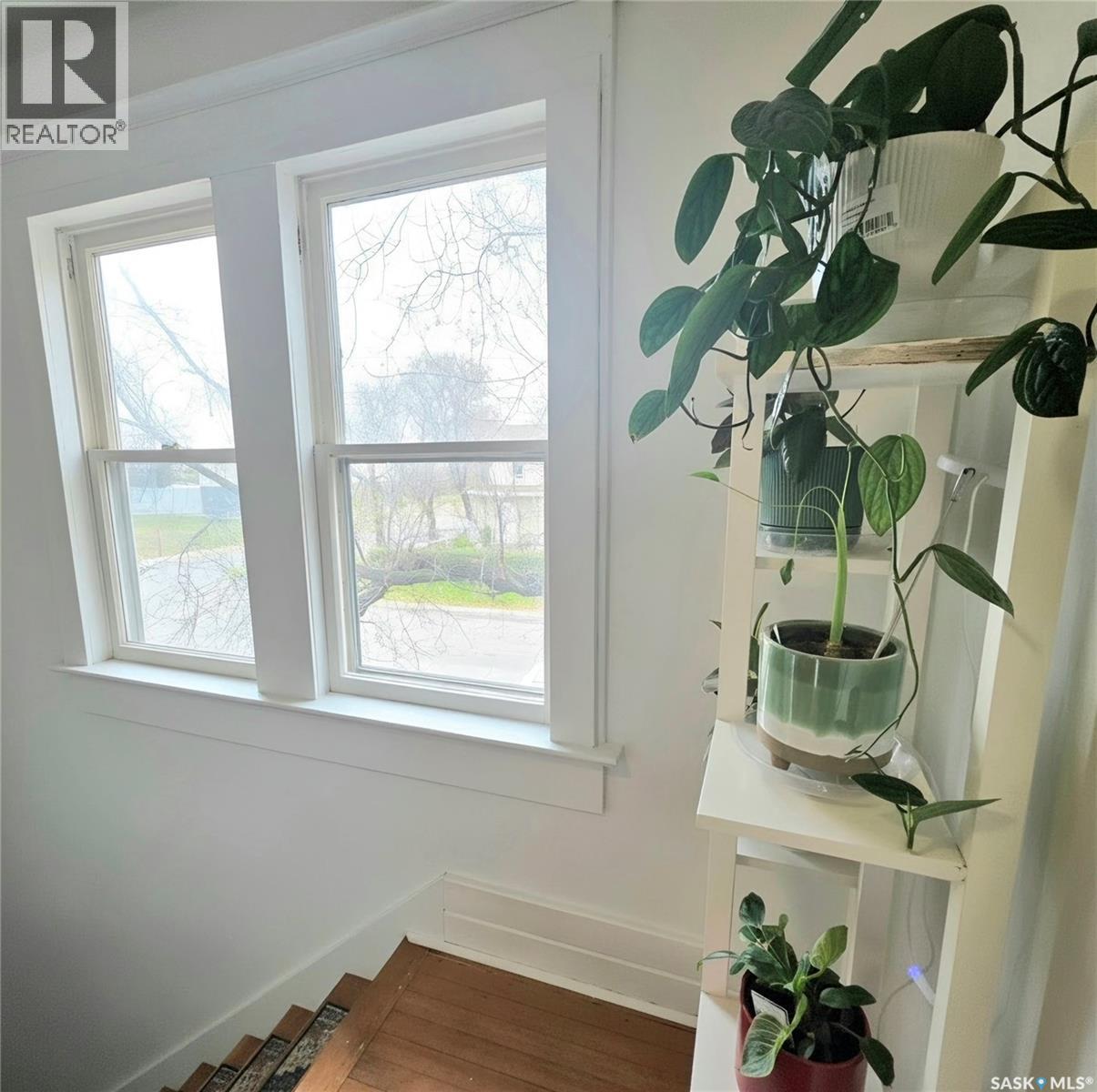 261 22nd Street E Property Photo 18