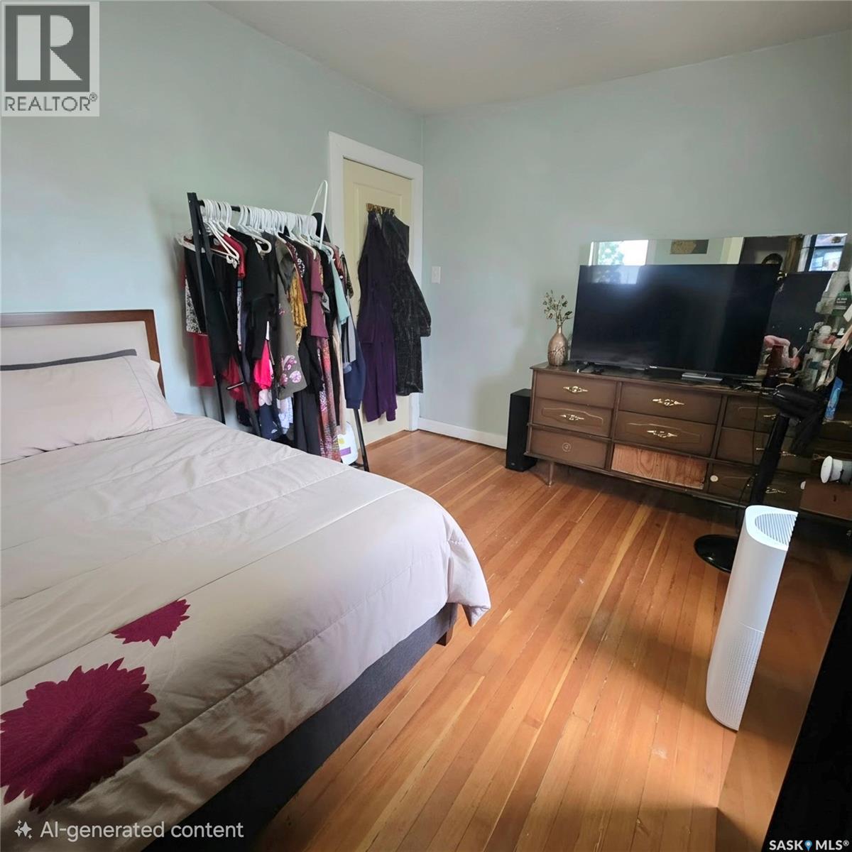 261 22nd Street E Property Photo 22