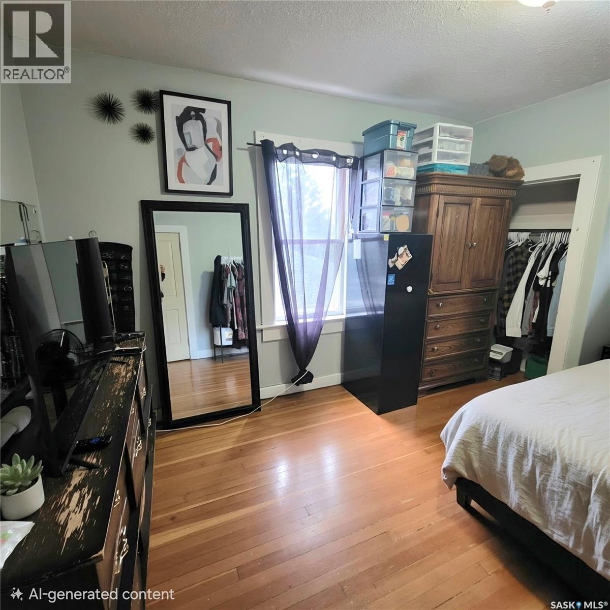 261 22nd Street E Property Photo 23
