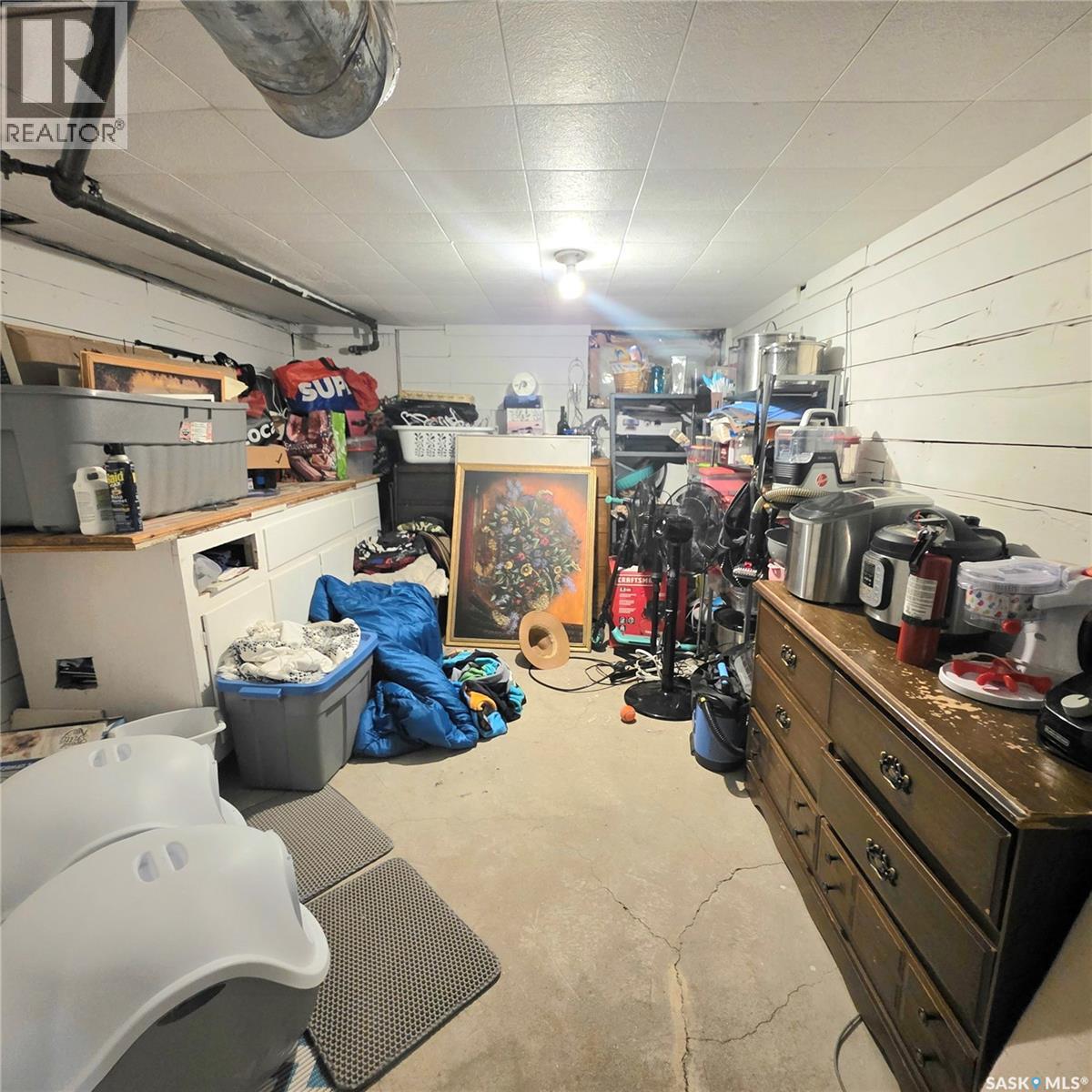 261 22nd Street E Property Photo 31