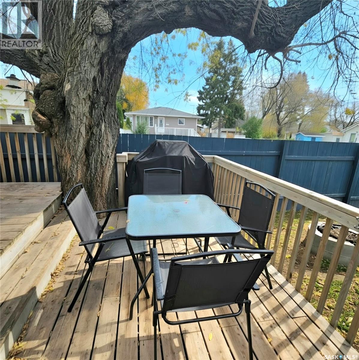 261 22nd Street E Property Photo 36