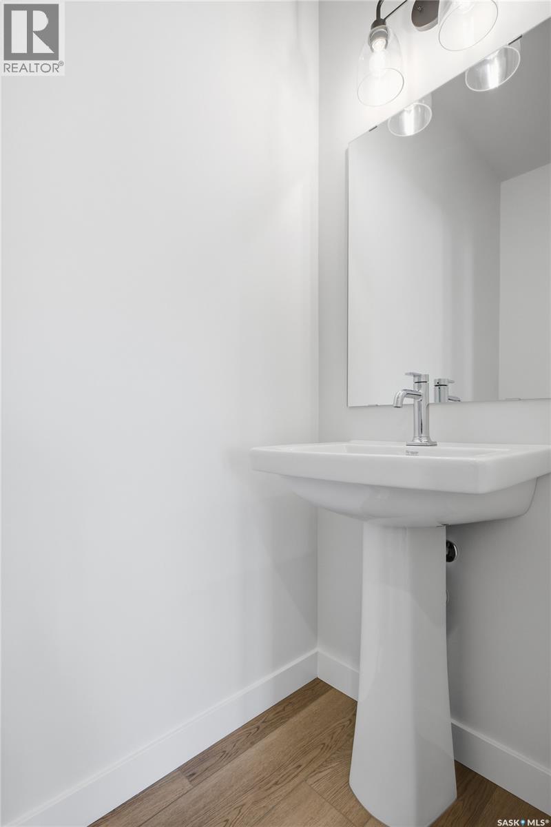 442 Cockcroft Place Property Photo 4