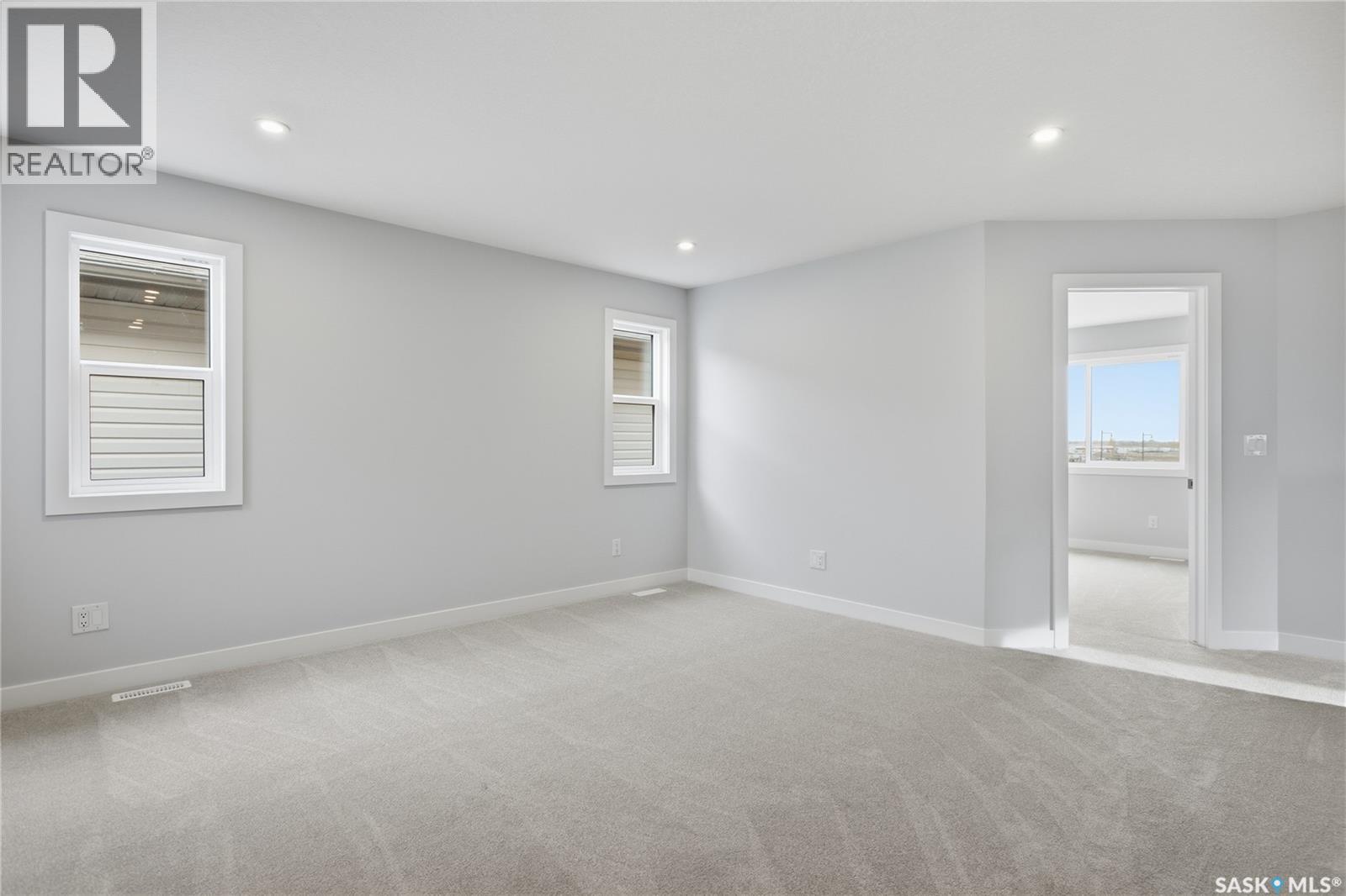 211 Cockcroft Street Property Photo 15