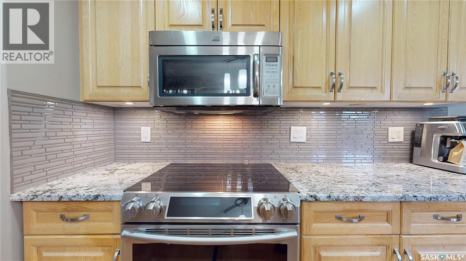 1253 Degelman Drive Property Photo 6