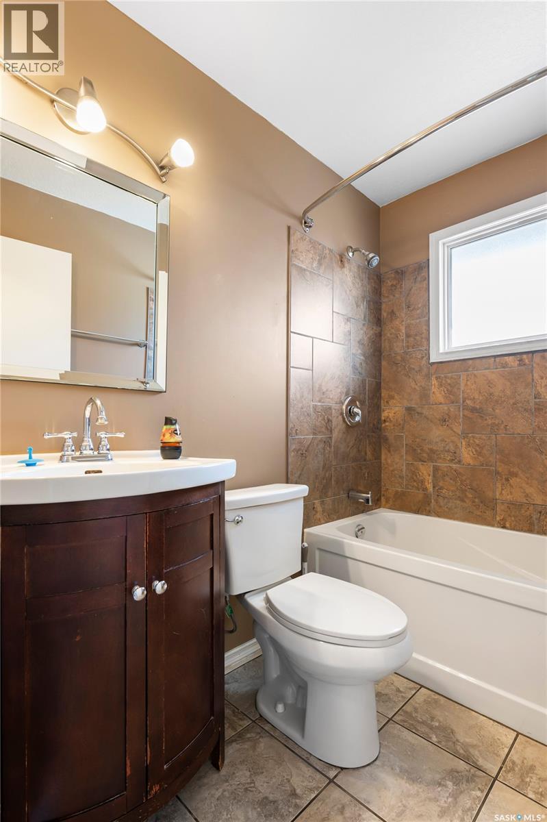 1008 7th Avenue N Property Photo 11