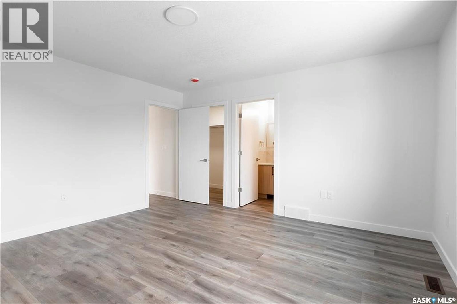 4515 Green Brooks Way E Property Photo 14