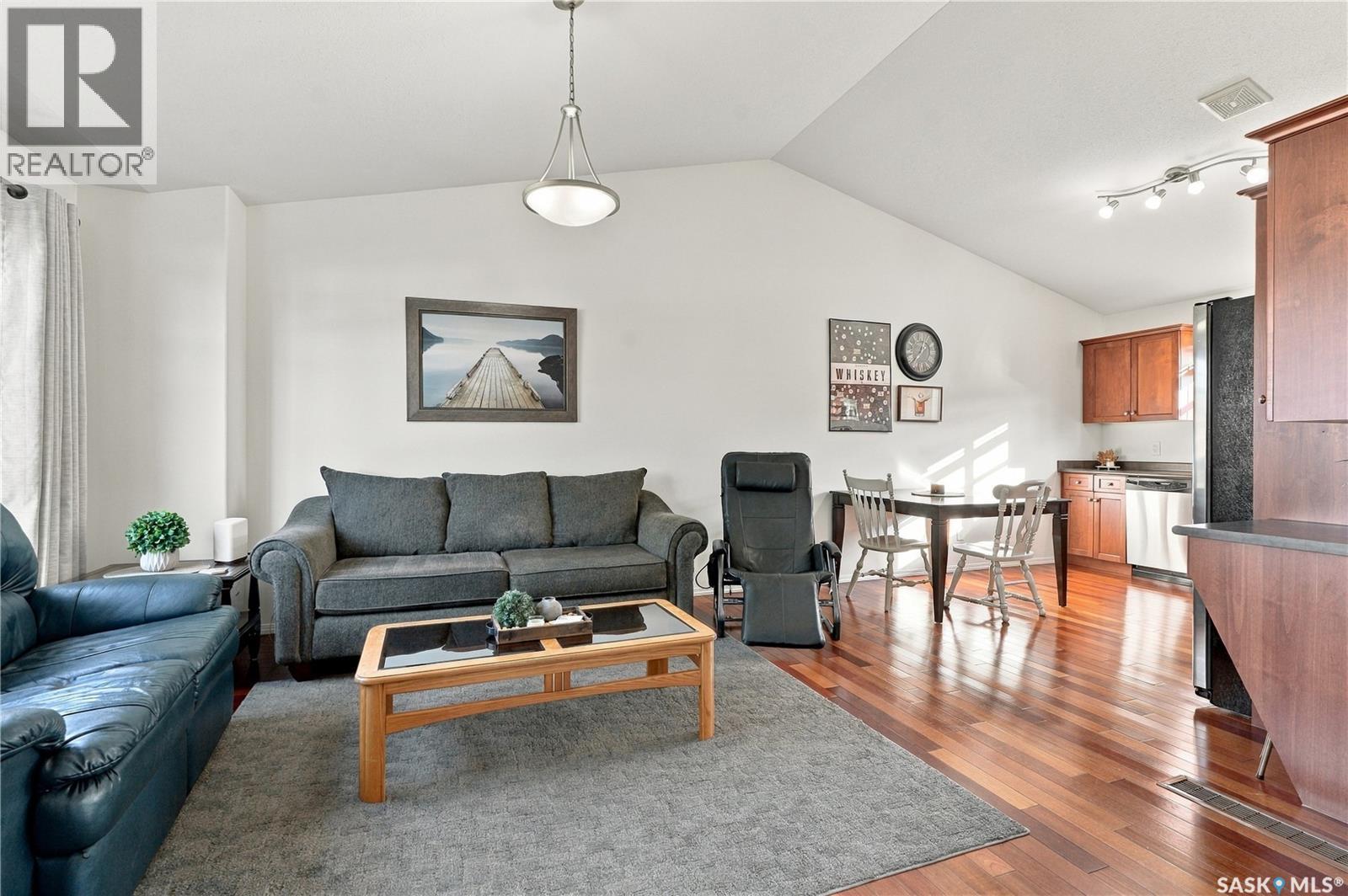 110 410 Stensrud Road Property Photo 9