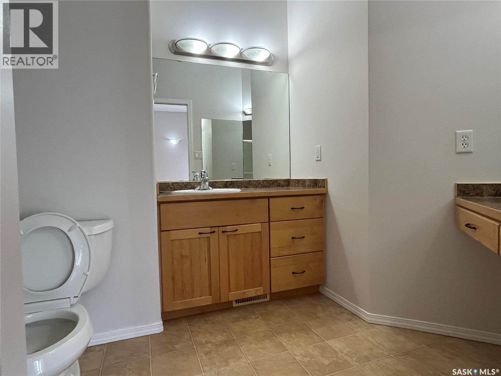 823 Beechmont Lane Property Photo 26