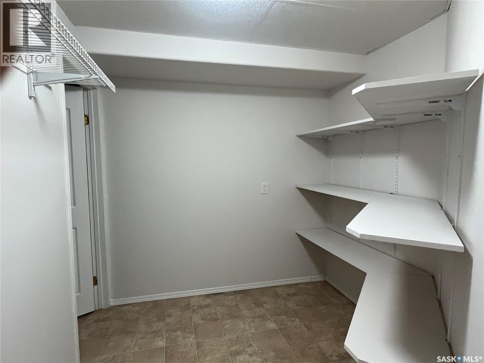 823 Beechmont Lane Property Photo 48