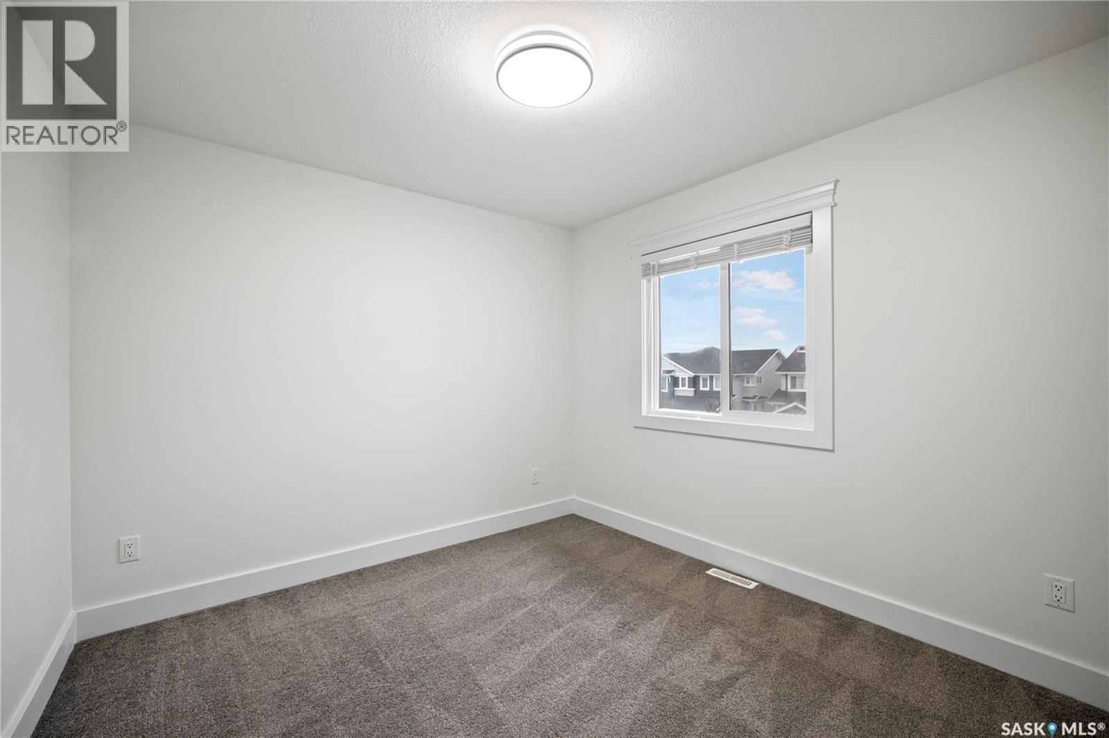 3126 Mazurak Crescent Property Photo 20