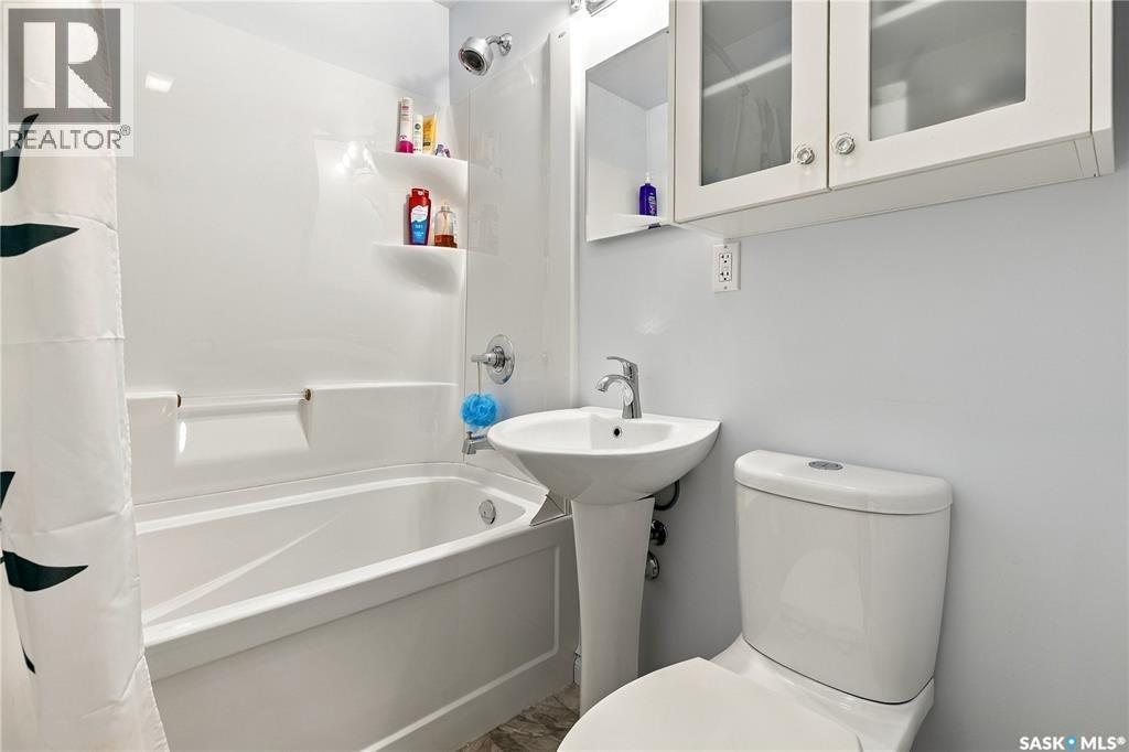 537 T Avenue S Property Photo 15