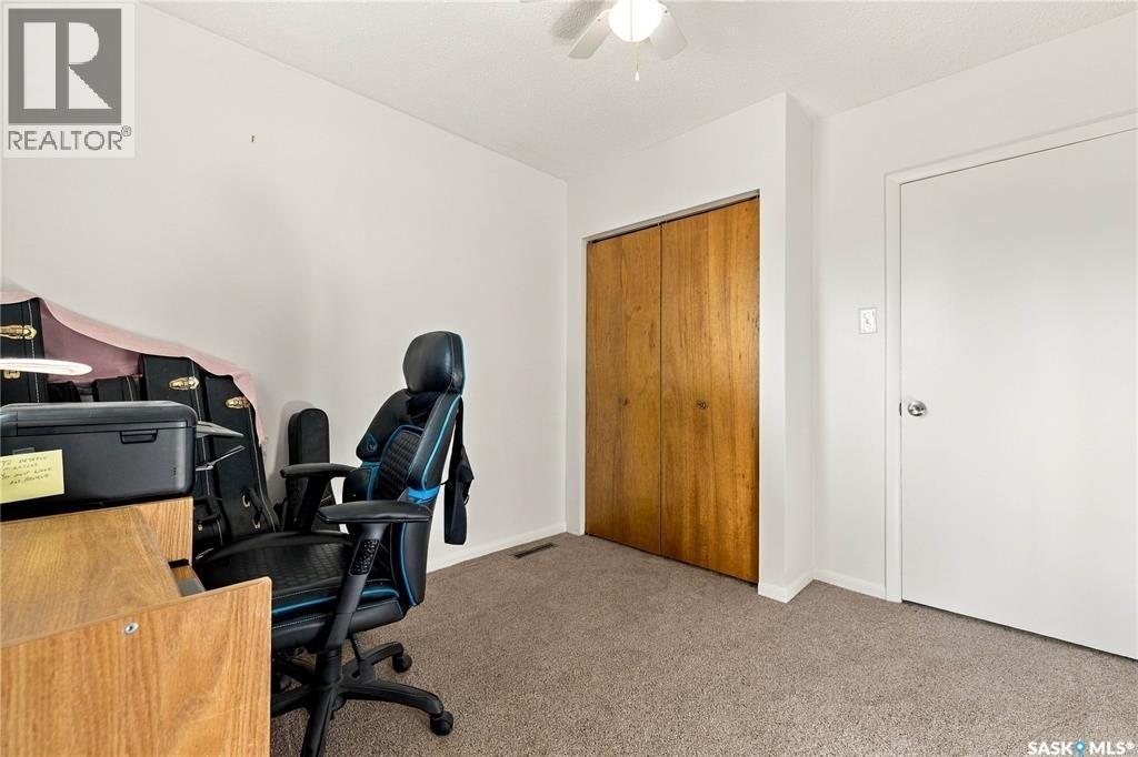 537 T Avenue S Property Photo 17