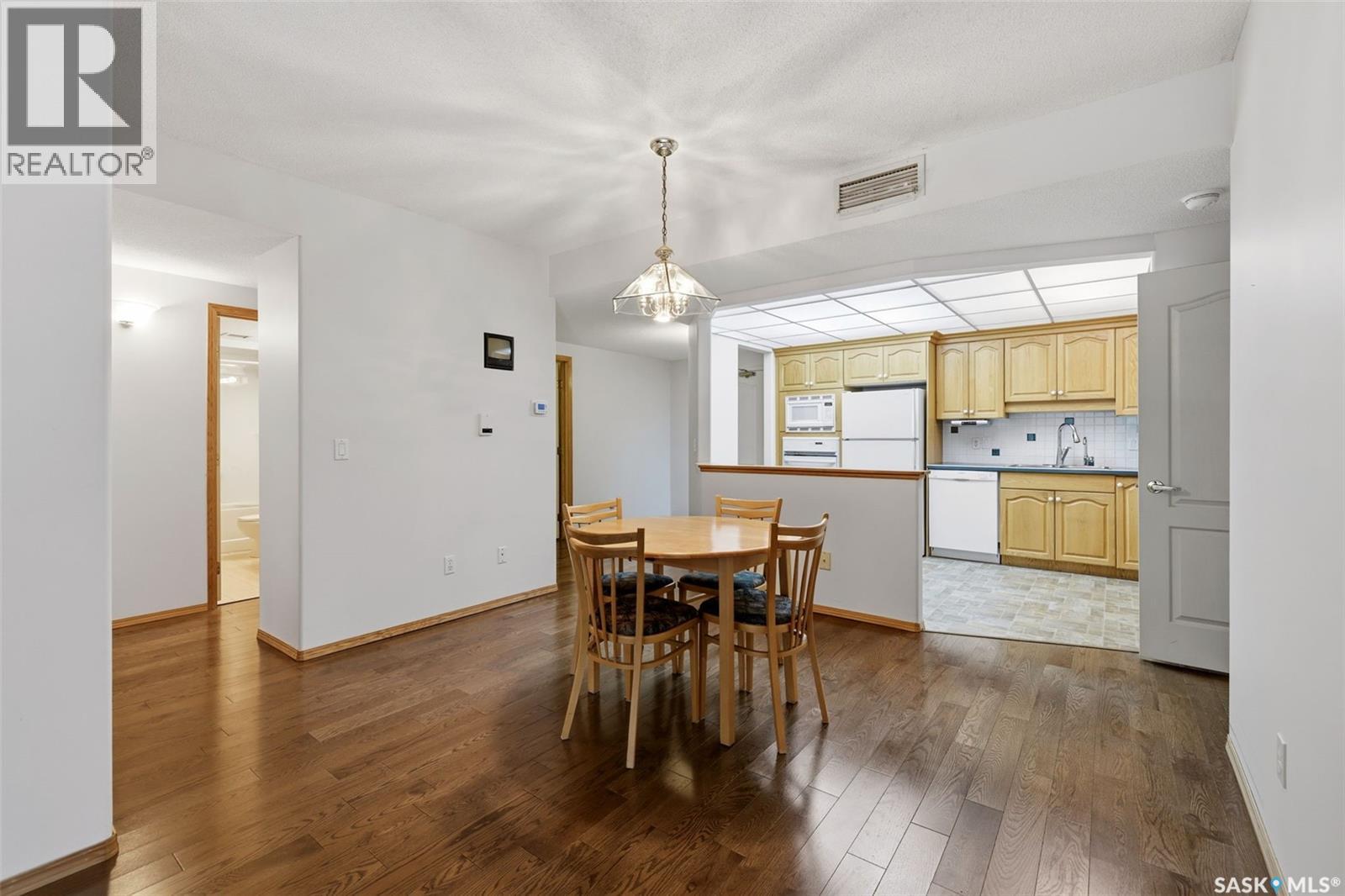 103 2333 Scarth Street Property Photo 10
