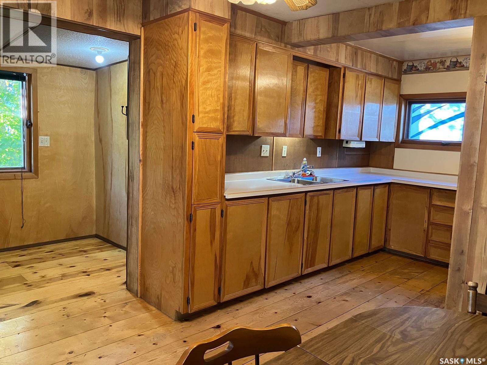 112 Rustad Avenue Property Photo 12