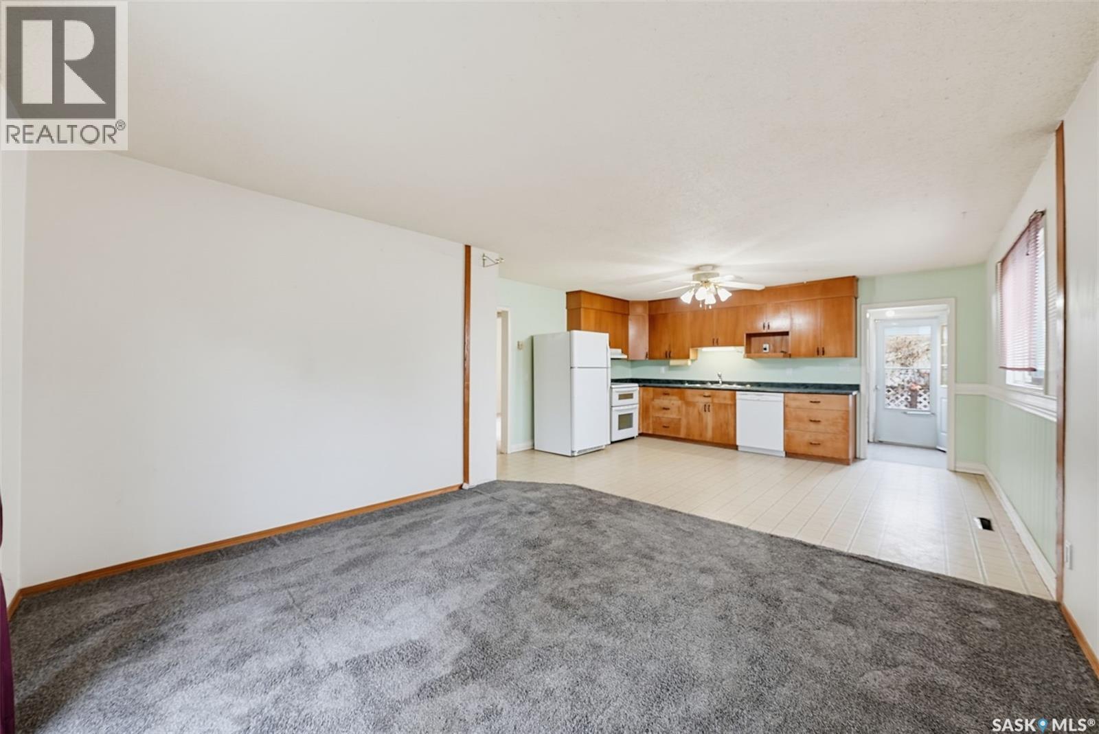 213 Stevens Avenue Property Photo 3