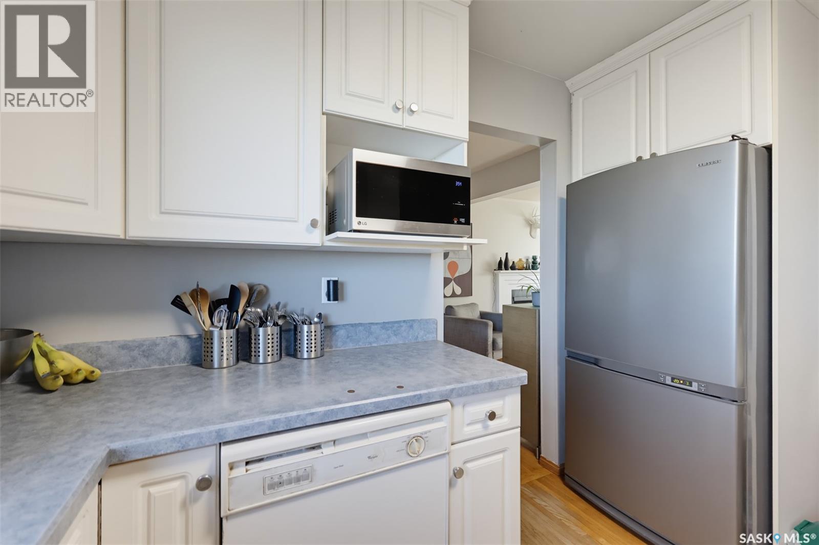 2457 Eastview Property Photo 9
